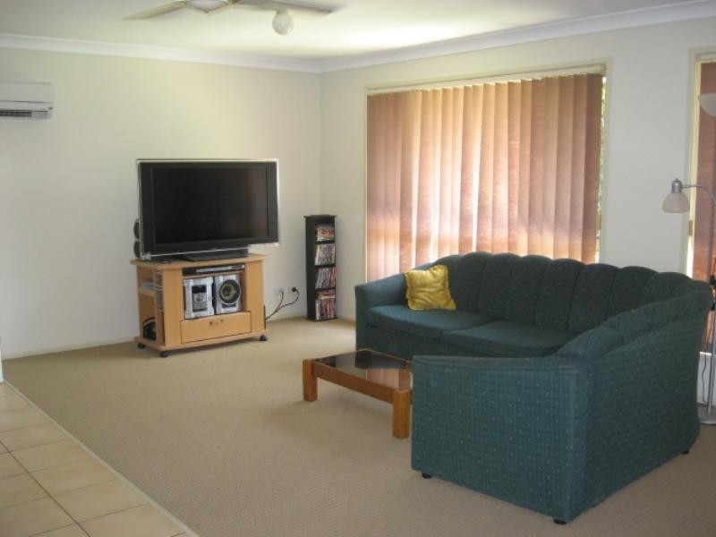 2 O’Neill Court, Calamvale QLD 4116