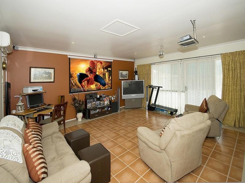 Calamvale QLD 4116