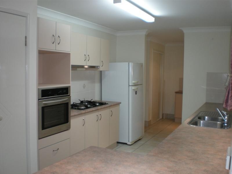 Parkinson QLD 4115