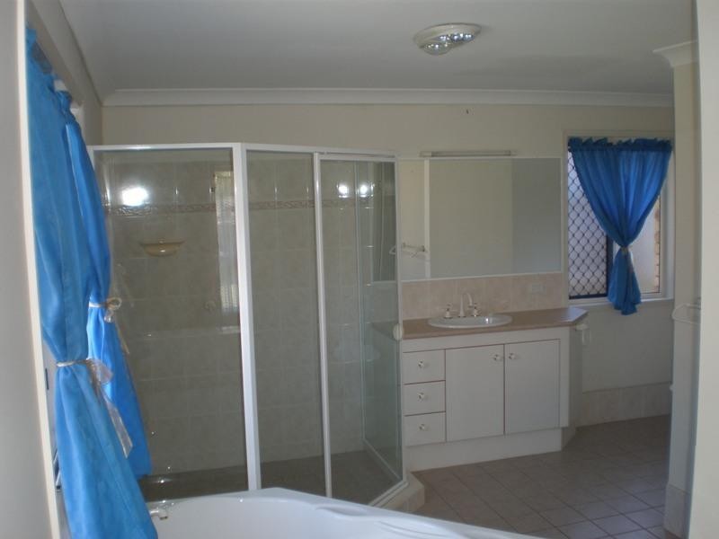 Parkinson QLD 4115