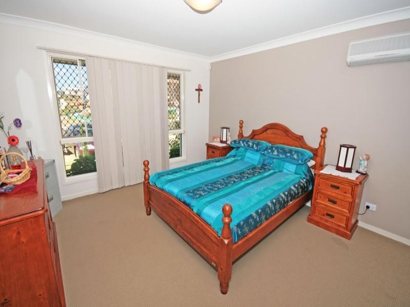 27 Nabeel Place, Calamvale QLD 4116