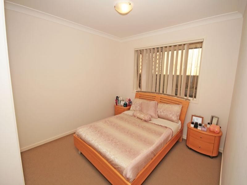 27 Nabeel Place, Calamvale QLD 4116