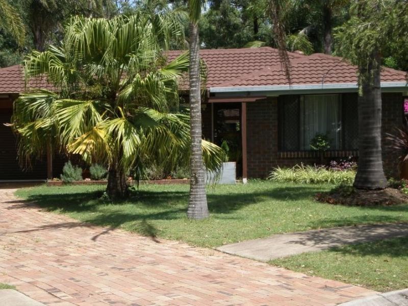 Hillcrest QLD 4118