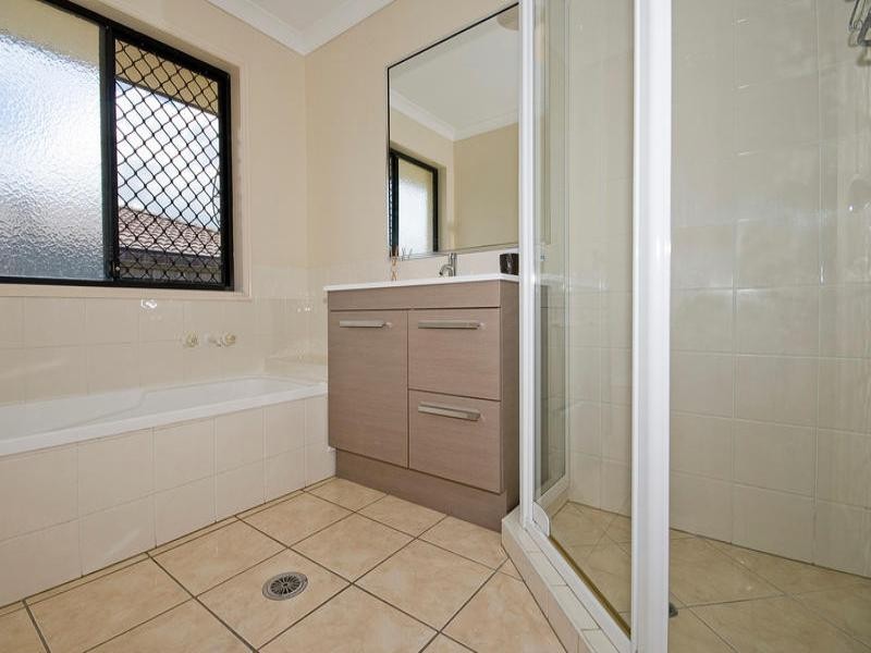 Parkinson QLD 4115