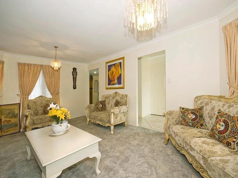 10 High Peak Crescent, Springfield QLD 4300