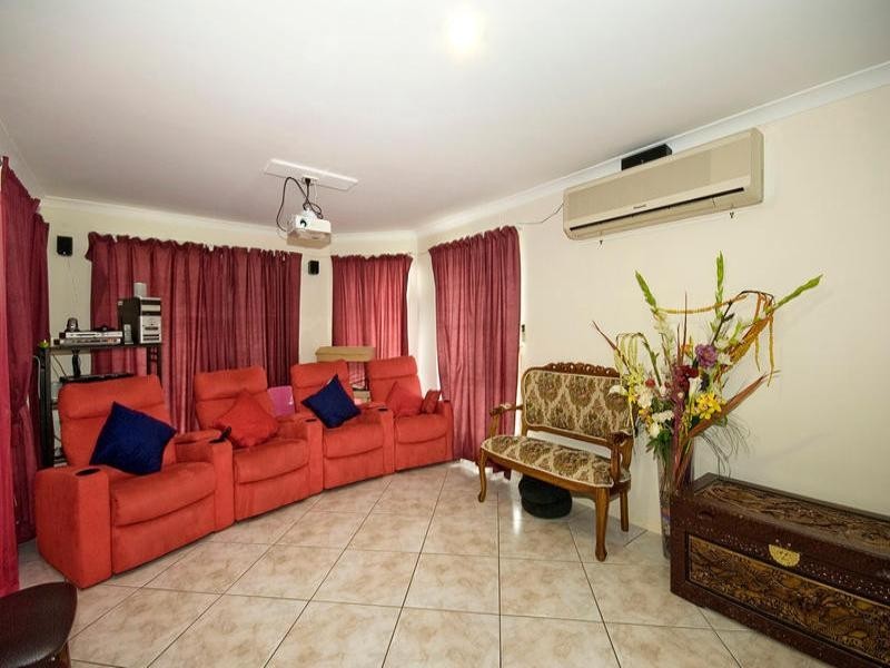 10 High Peak Crescent, Springfield QLD 4300