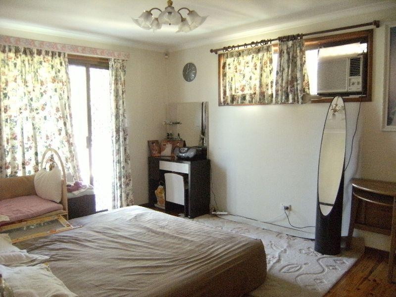 Regents Park QLD 4118