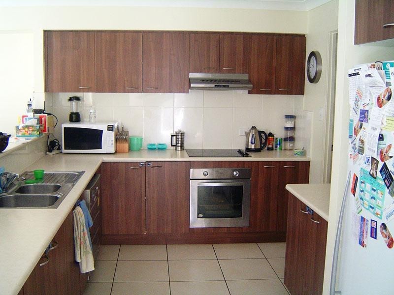 33 Earnshaw Street, Calamvale QLD 4116