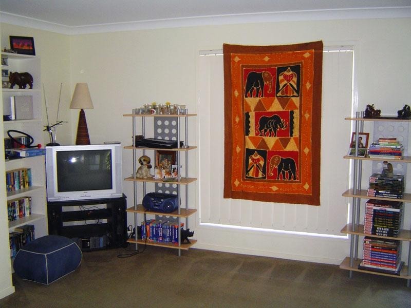 33 Earnshaw Street, Calamvale QLD 4116