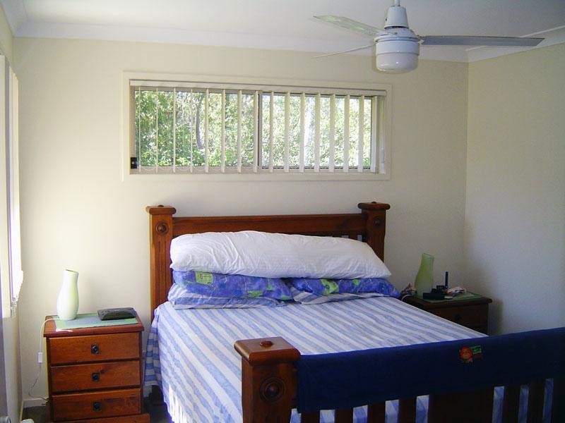 33 Earnshaw Street, Calamvale QLD 4116