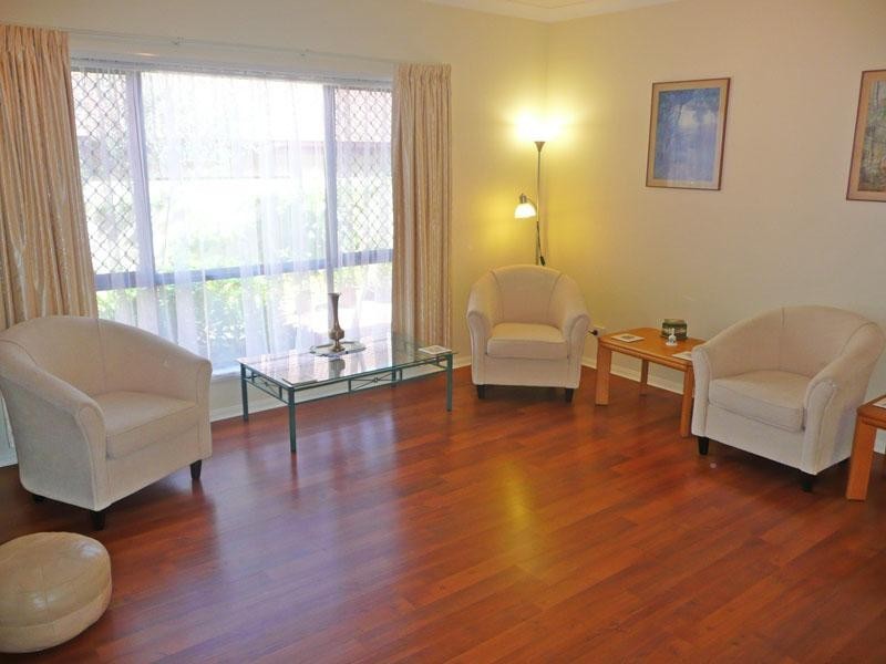 Stretton QLD 4116