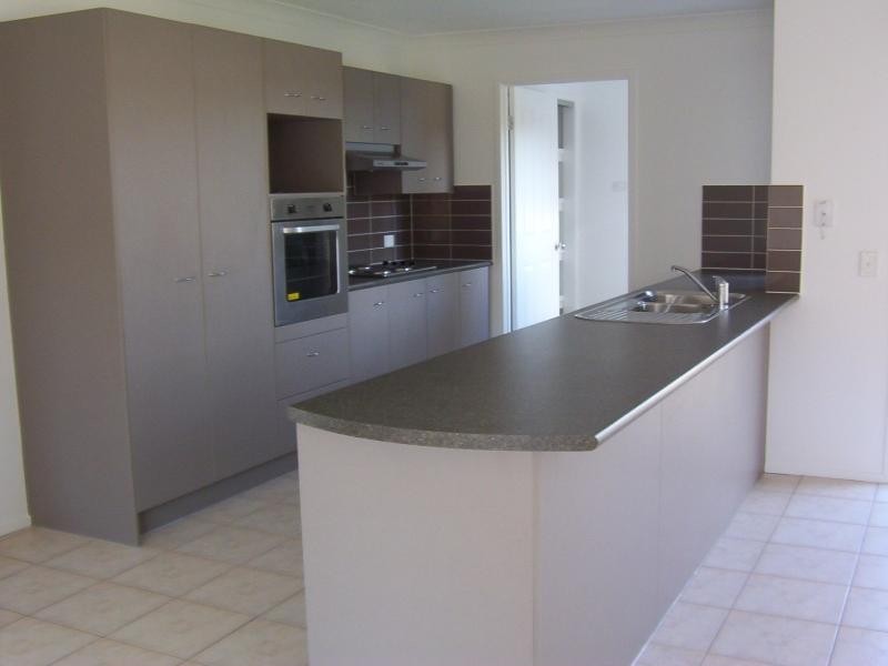 Parkinson QLD 4115
