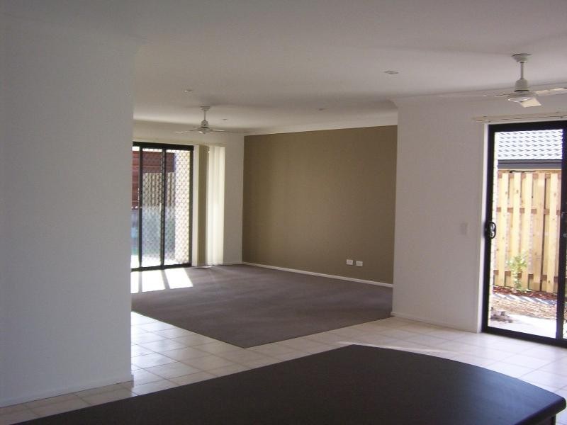 Parkinson QLD 4115