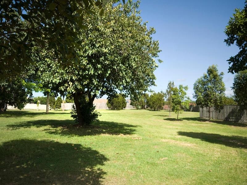 8 Stevenson Street, Calamvale QLD 4116