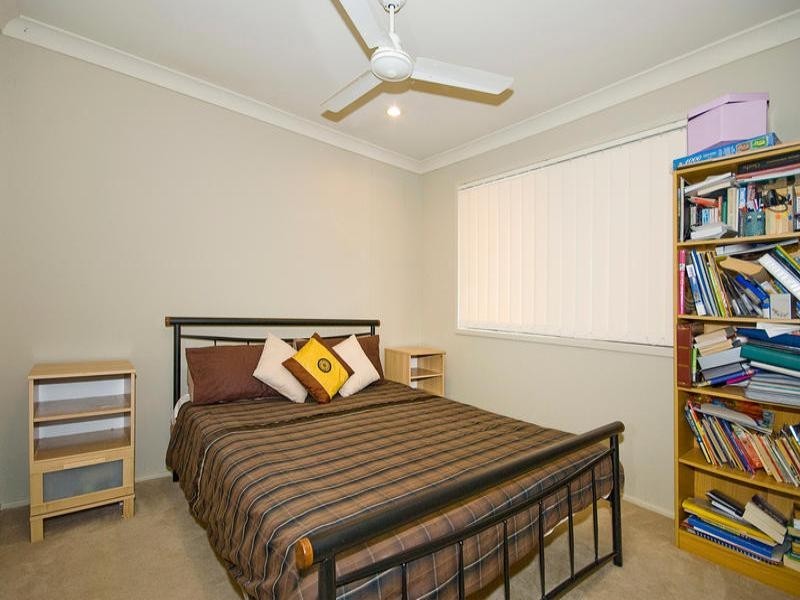 2 Mapelton Circuit, Parkinson QLD 4115