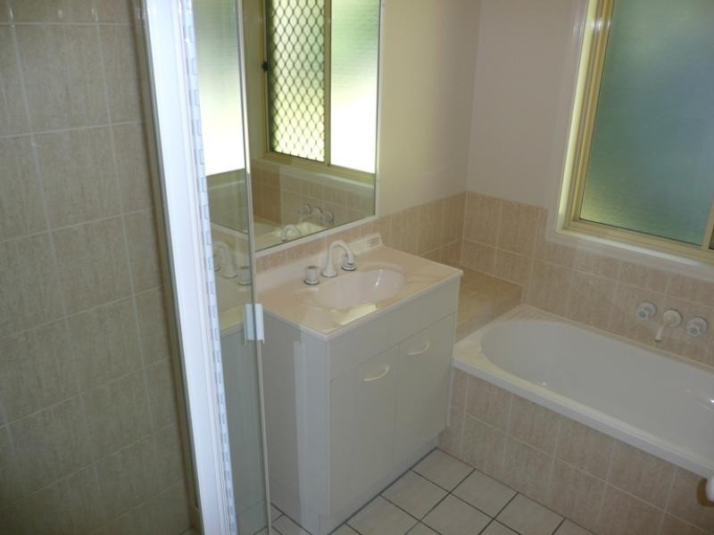 18 Montana Place, Calamvale QLD 4116