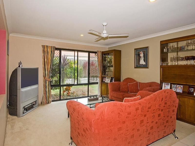 19 Mapelton Circuit, Parkinson QLD 4115