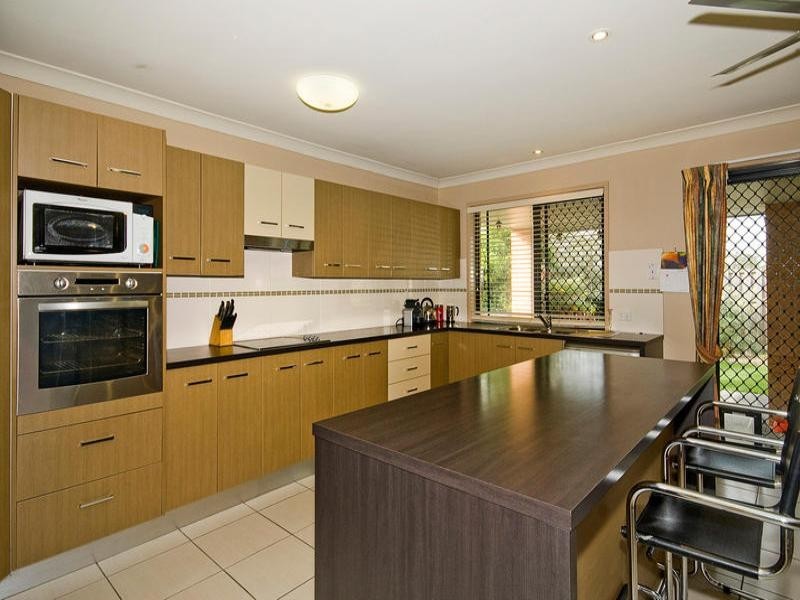 19 Mapelton Circuit, Parkinson QLD 4115