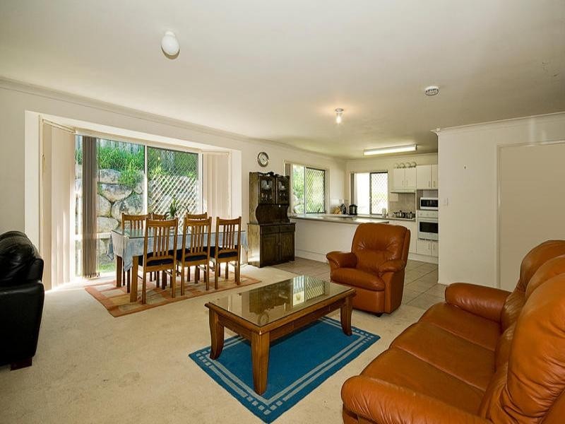 13 Freeman Place, Calamvale QLD 4116