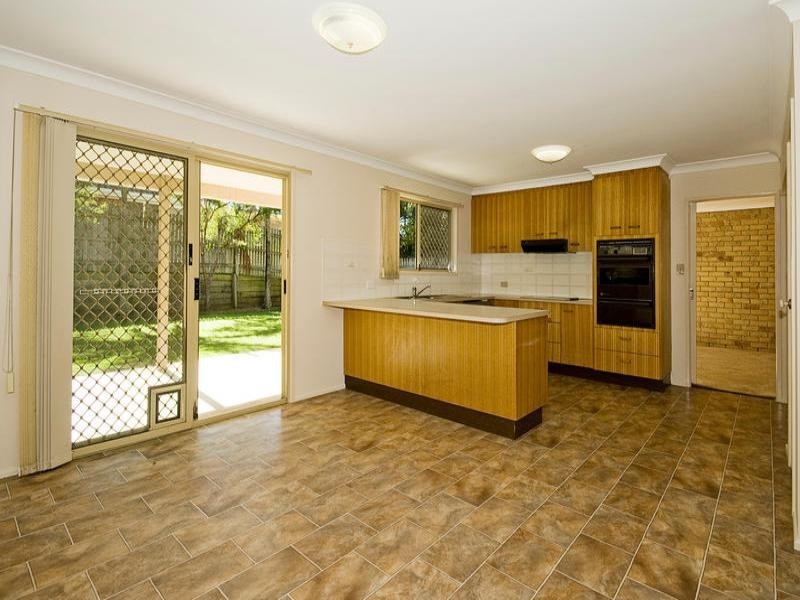 67 Chateau Street, Calamvale QLD 4116