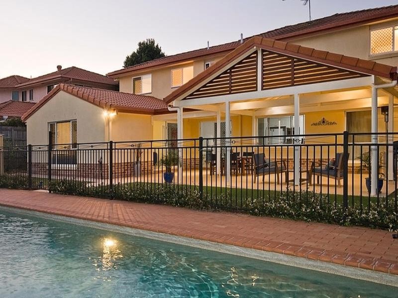 27 Calliandra Place, Calamvale QLD 4116