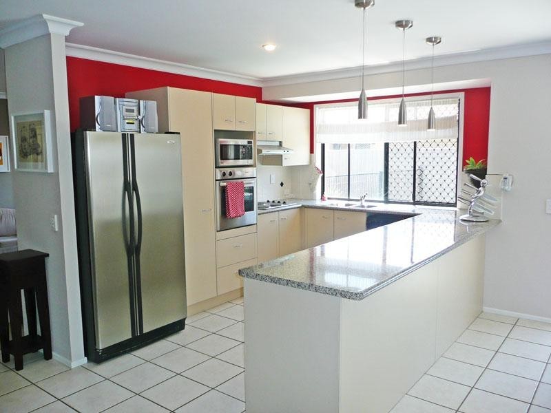 10 Cleland Court, Parkinson QLD 4115