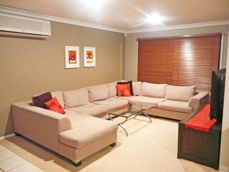 10 Cleland Court, Parkinson QLD 4115