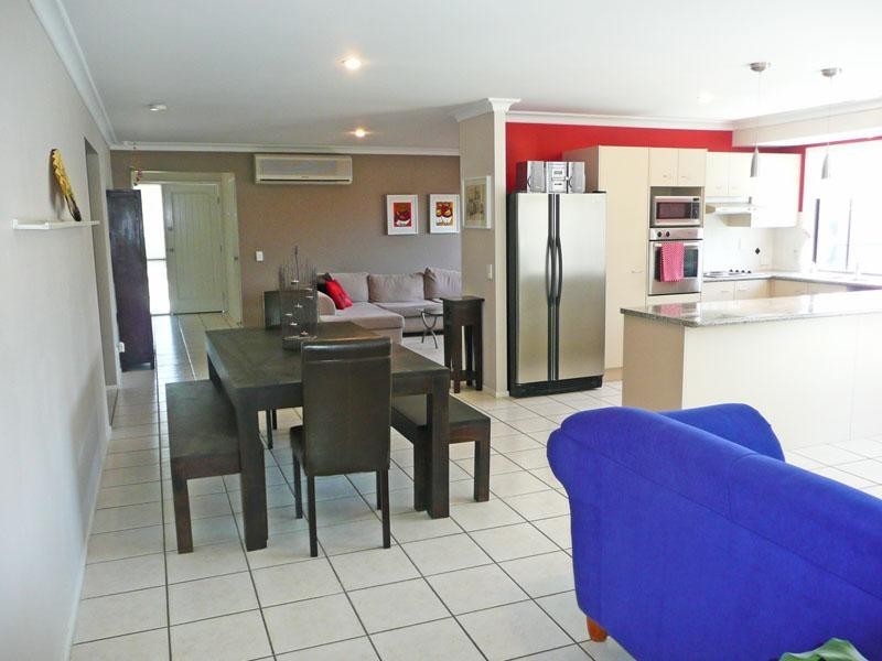 10 Cleland Court, Parkinson QLD 4115