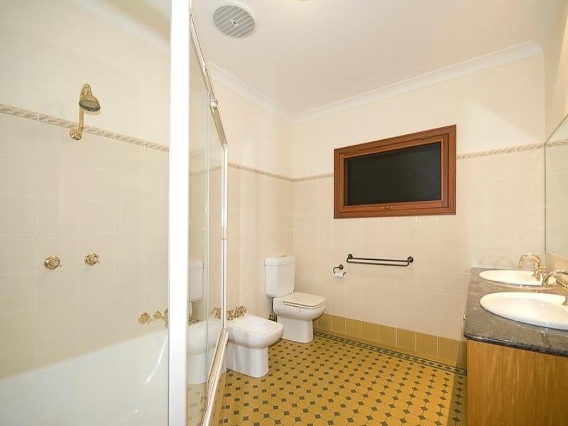 Parkinson QLD 4115