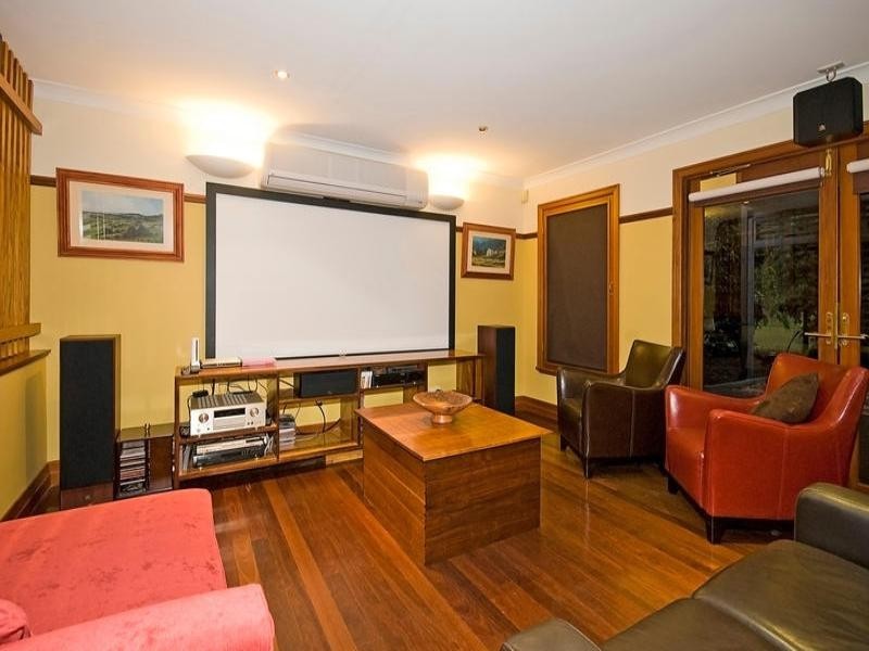 Parkinson QLD 4115