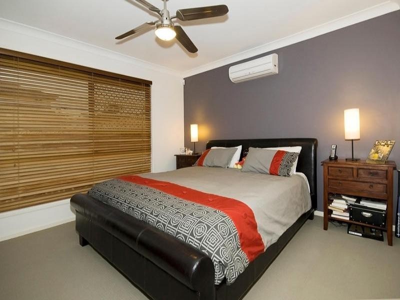 53 Woodlark Crescent, Parkinson QLD 4115