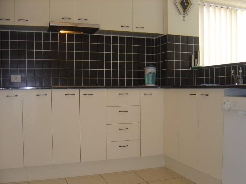 Parkinson QLD 4115
