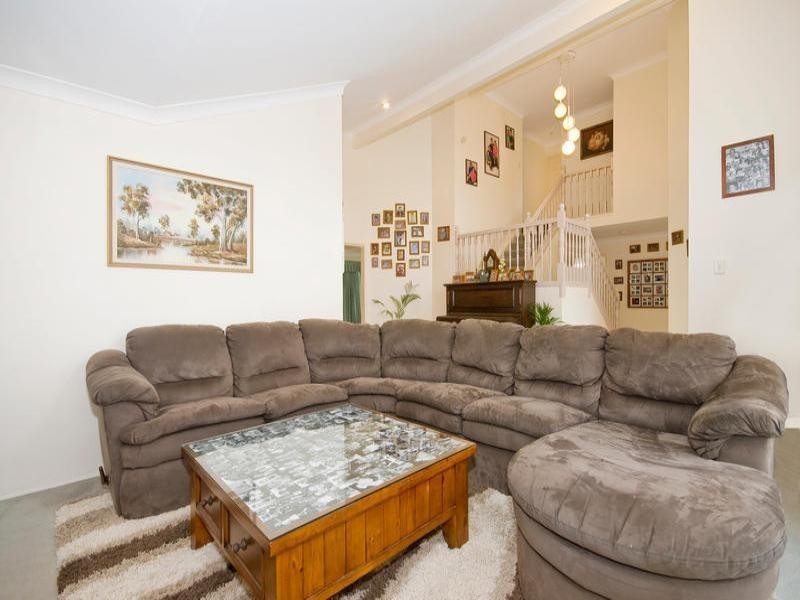 29 Swan Lake Crescent, Calamvale QLD 4116