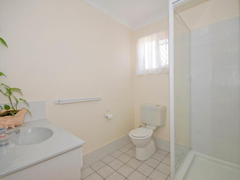 29 Swan Lake Crescent, Calamvale QLD 4116