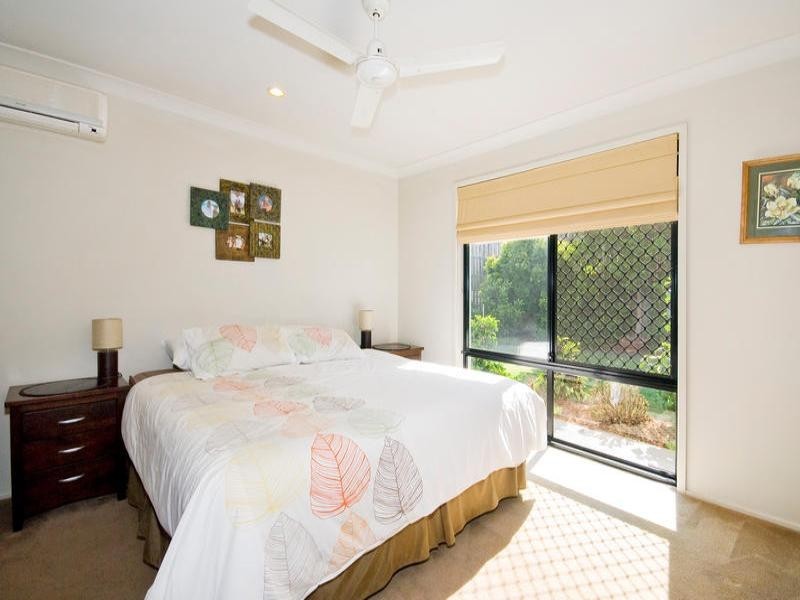 52 Mapelton Circuit, Parkinson QLD 4115