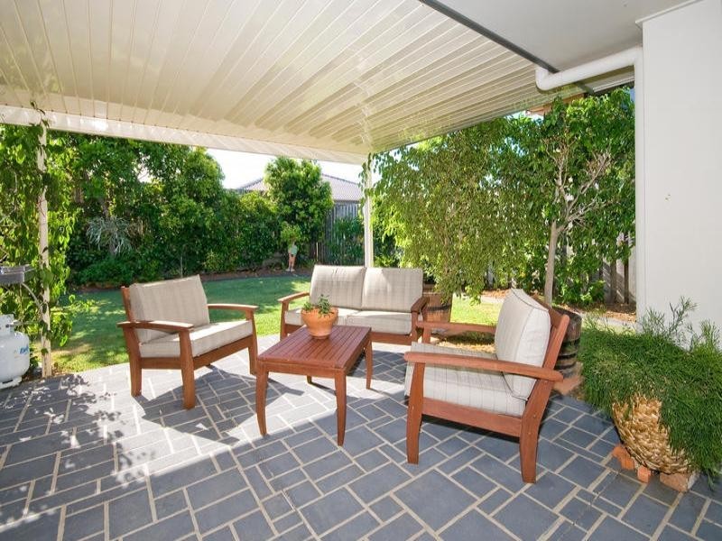 52 Mapelton Circuit, Parkinson QLD 4115