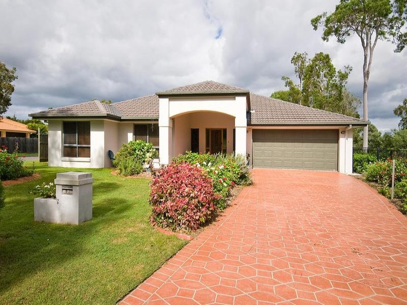 24 Bournda Close, Parkinson QLD 4115