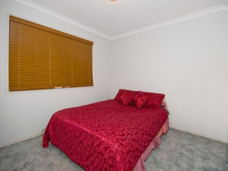 24 Bournda Close, Parkinson QLD 4115
