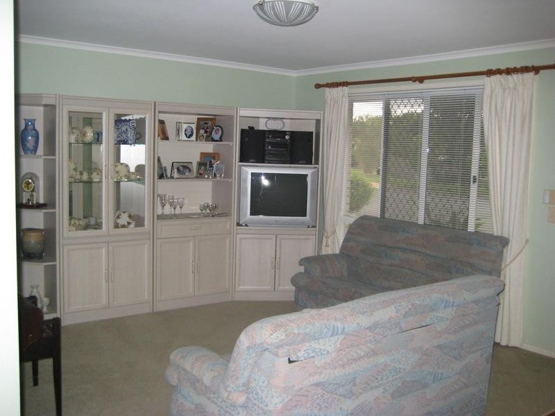 6 Redash Court, Regents Park QLD 4118