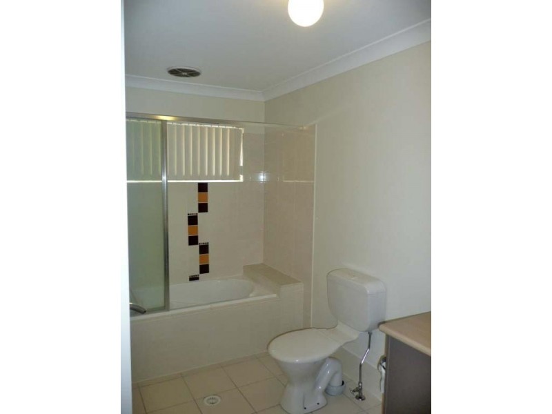 5/8 Earnshaw, Calamvale QLD 4116