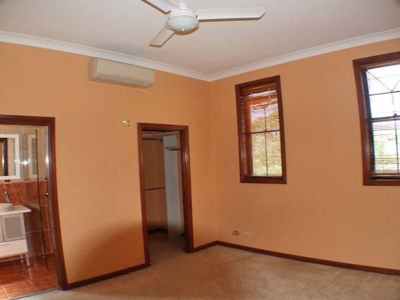 9 Maidenhair Place, Calamvale QLD 4116