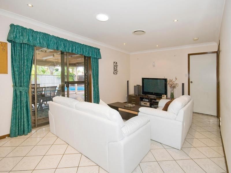 30 Owenia Street, Algester QLD 4115