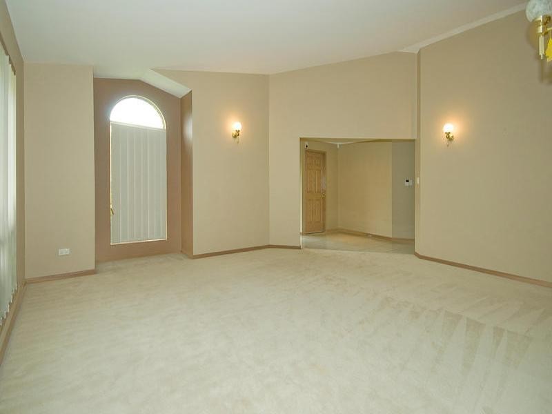10 Tralee Place, Parkinson QLD 4115