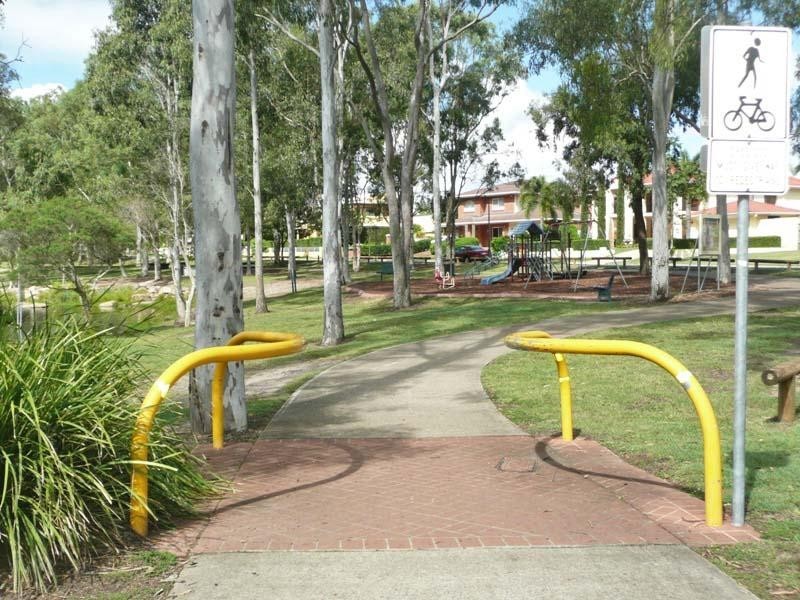 10 Tralee Place, Parkinson QLD 4115