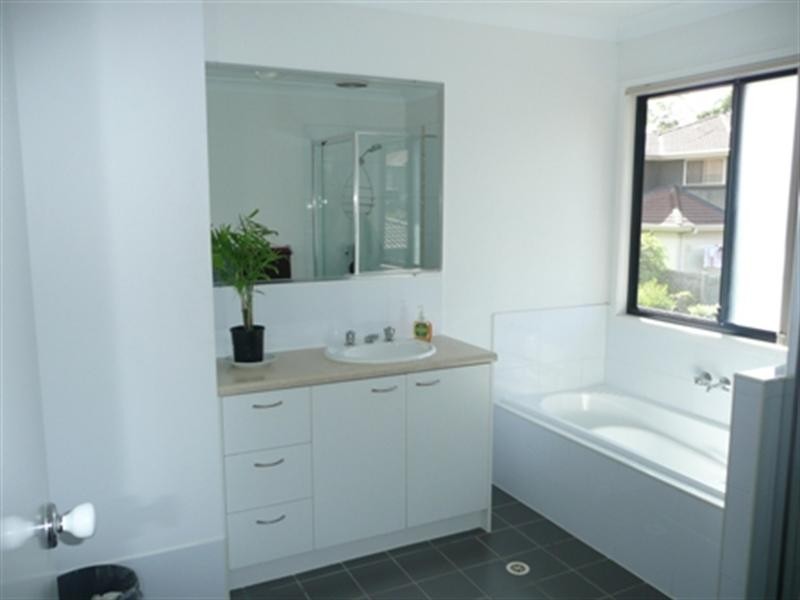 3 Mead Place, Calamvale QLD 4116