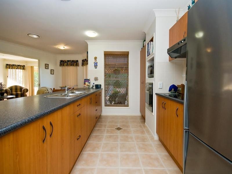 3 Nambung Place, Parkinson QLD 4115