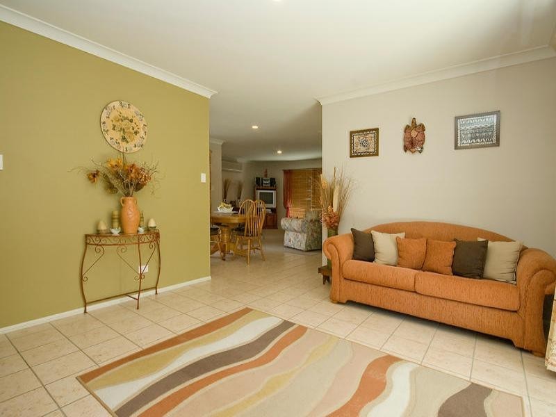 5 Waratah Court, Calamvale QLD 4116
