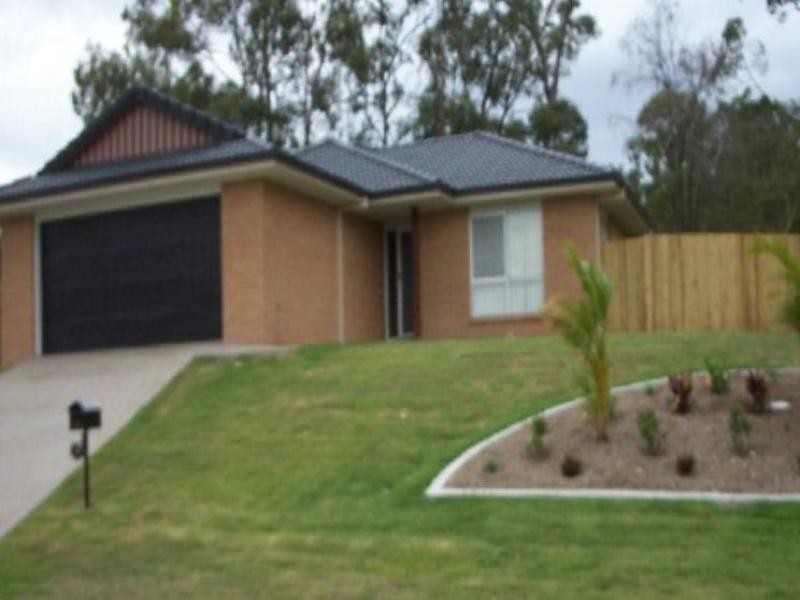 16 Hill End Avenue, Hillcrest QLD 4118