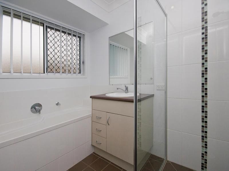 30 Gemview Street, Calamvale QLD 4116