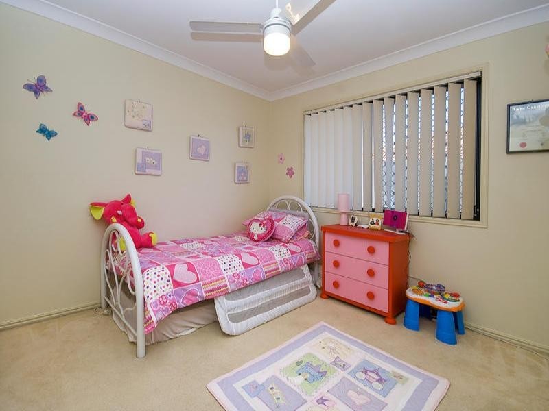 6 Carnegie Close, Parkinson QLD 4115